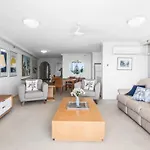 Seaside Retreat With Ocean Views